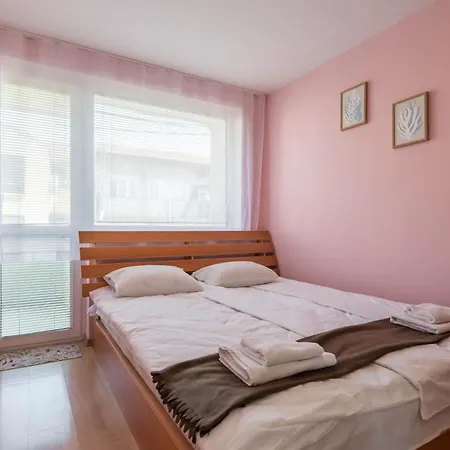 Apartment Edelweiss With Free Garage Warna