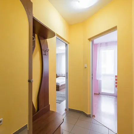 Edelweiss With Free Garage Appartement Varna